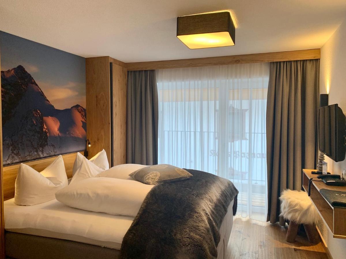 Post Hotel Paznaun Зее Екстериор снимка