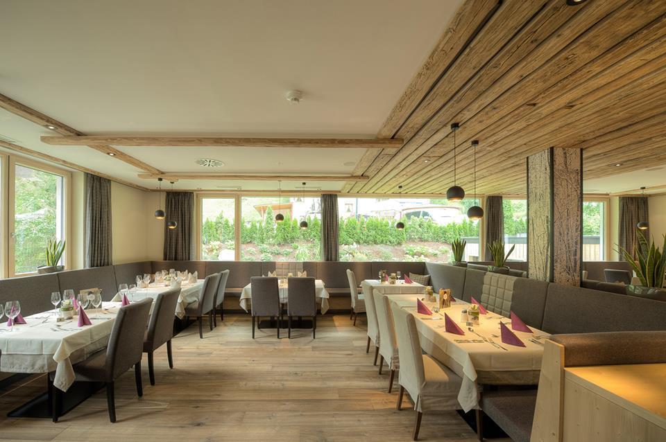 Post Hotel Paznaun Зее Екстериор снимка